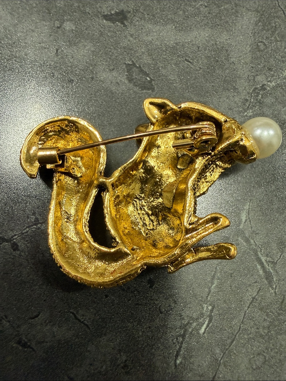 Gold-Tone Black & White Crystal Skunk Brooch with Pearl Accent - Picture 2 of 2